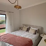 Nyaraló Monte Rio House *