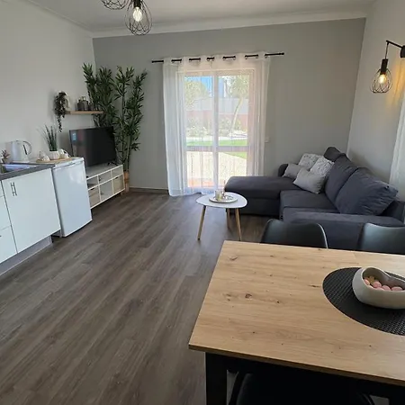Monte Rio House بيت للعطل *